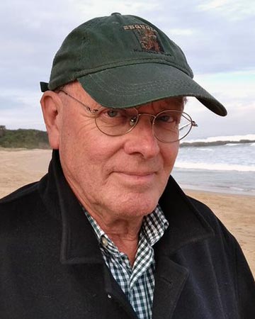 Portrait of Ross Gillett